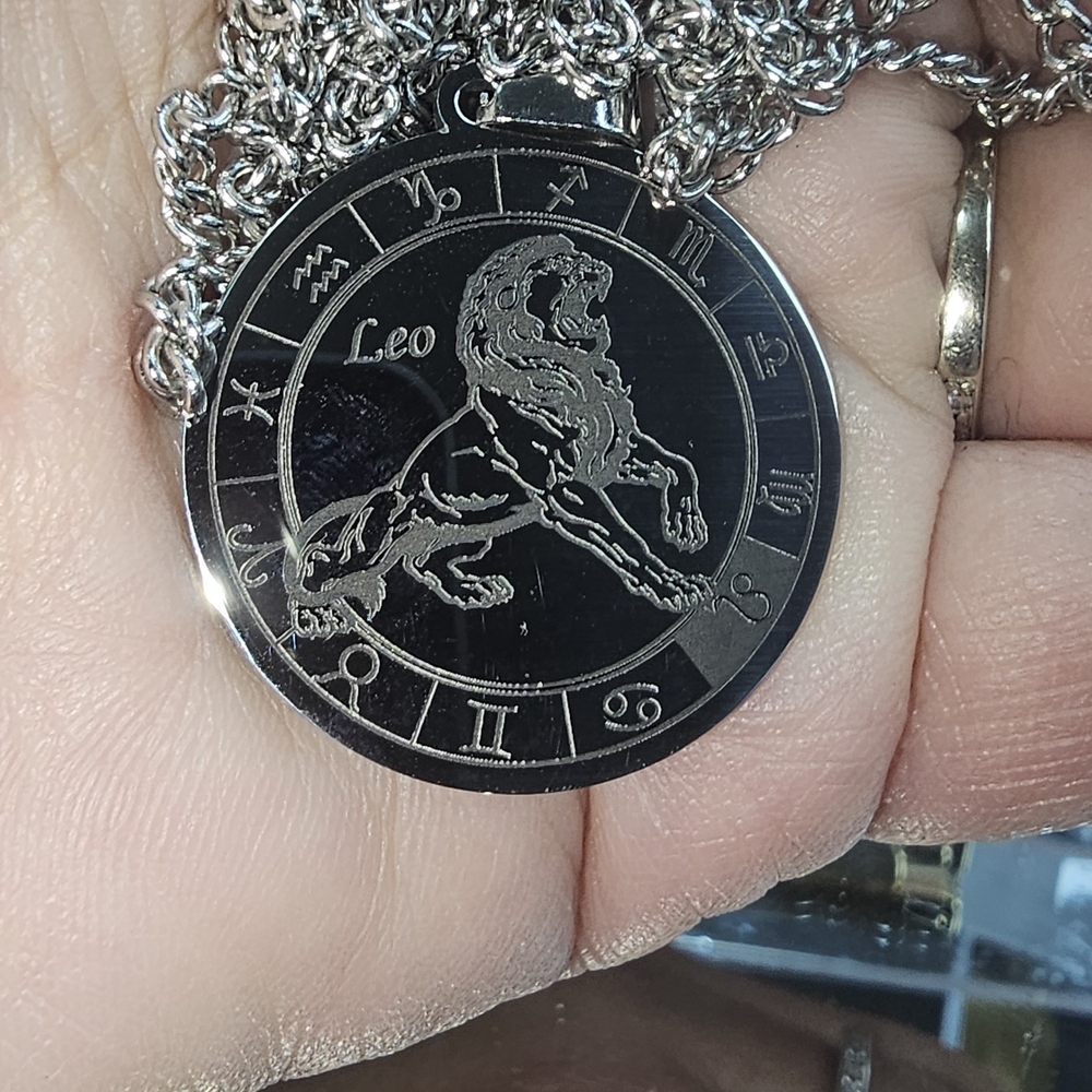 #0071 Silver Zodiac Pendant‎ Necklace
